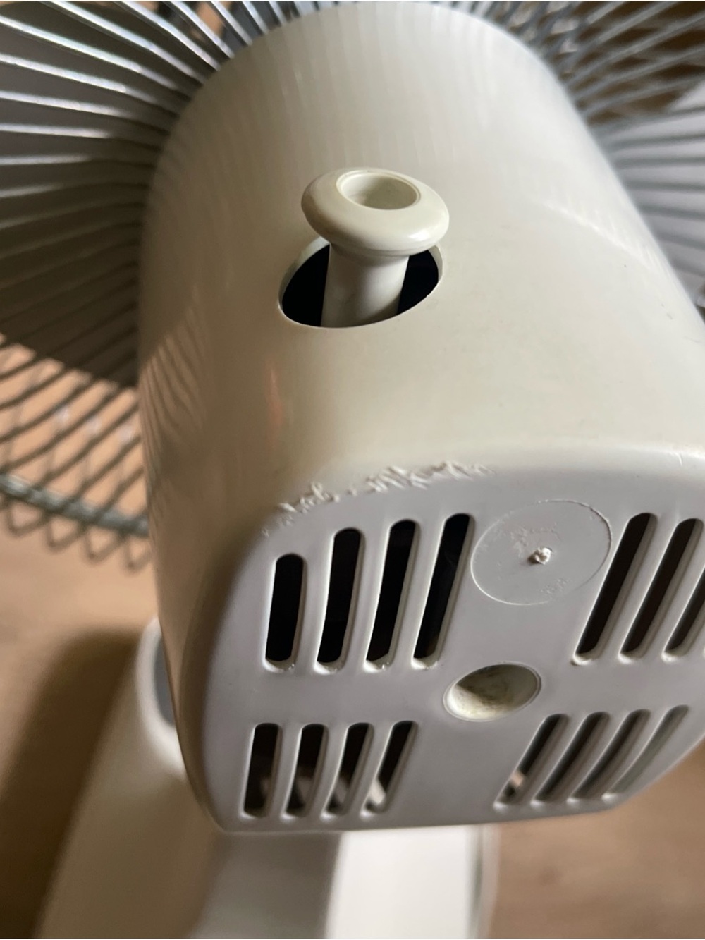 Vintage Air King Oscillating Desk Floor Fan - Picture 7 of 11